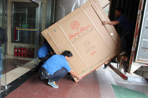海盐钢琴贵重工艺品无忧运